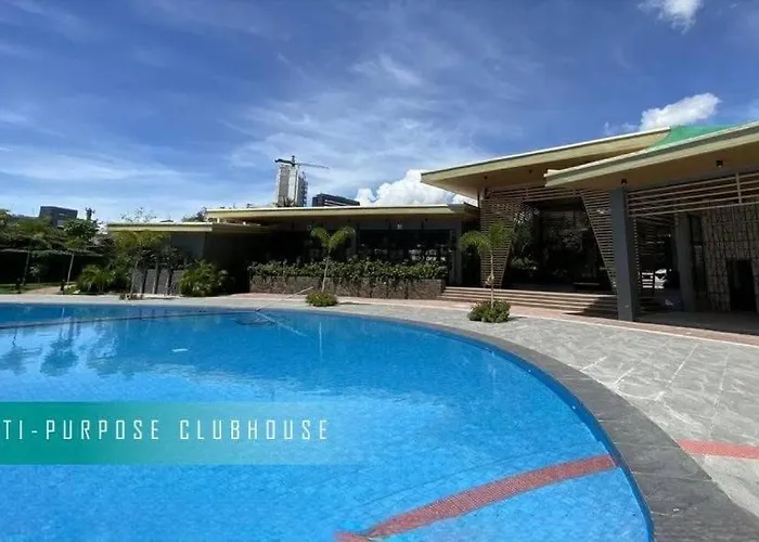 Luxury Cityview With Balcony & Free Parking 4*