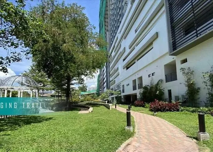 Hotel apartamentowy Luxury Cityview With Balcony & Free Parking